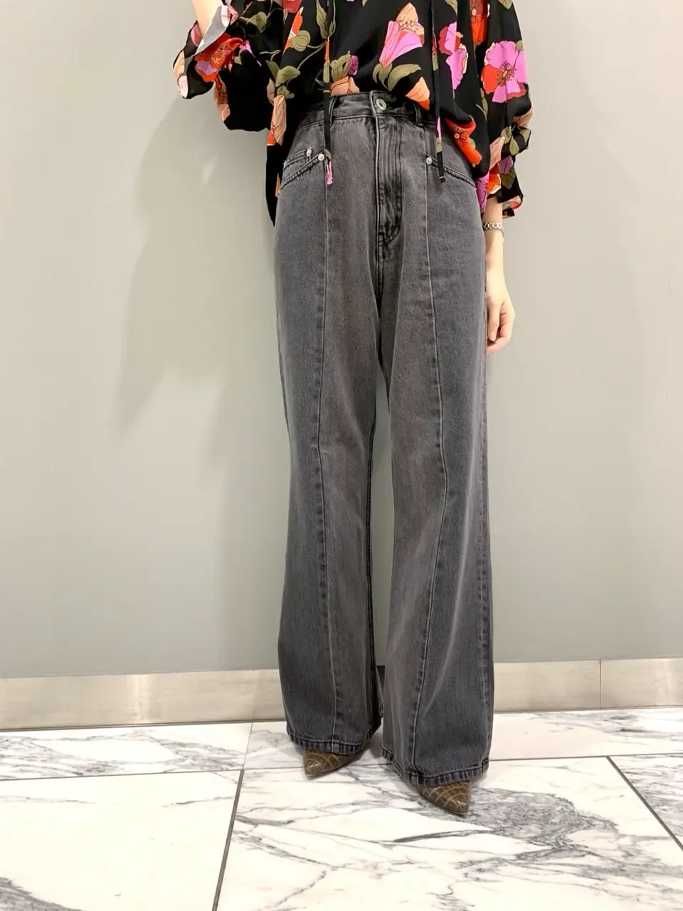 GRACE CONTINENTAL The Banquet eri コーディネート画像