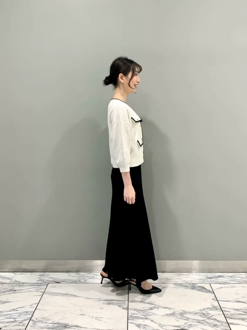 GRACE CONTINENTAL The Banquet eri コーディネート画像