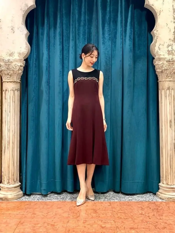 GRACE CONTINENTAL 肩モチーフビジュードレス　ブラック チェーンビジュードレス / GRACE CONTINENTAL | GRACE