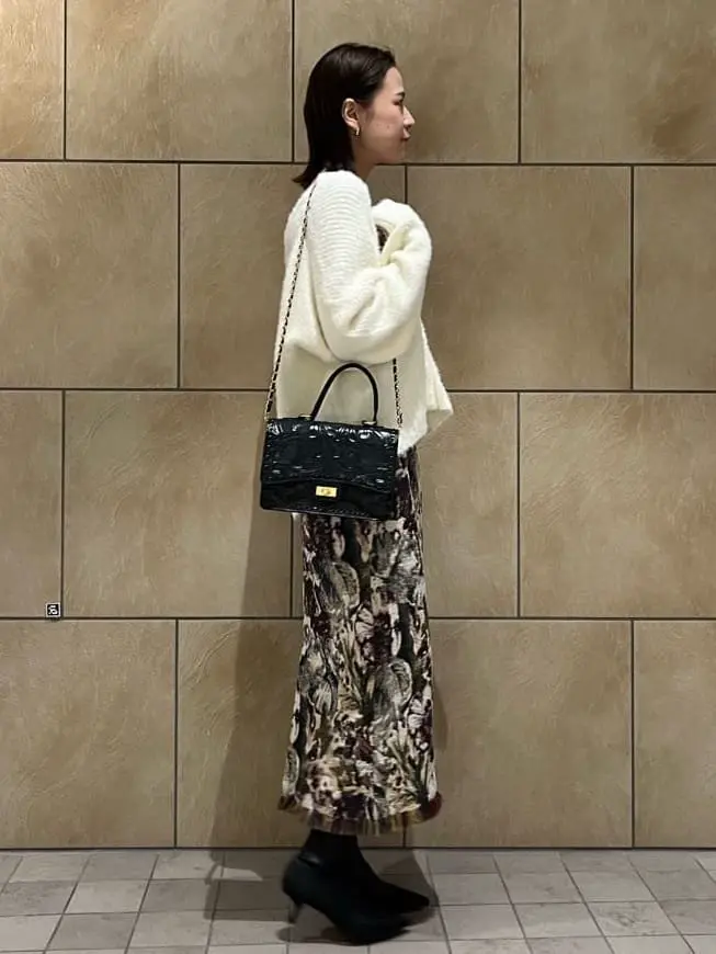 GRACE CONTINENTAL The Banquet 亀田 未希 コーディネート画像