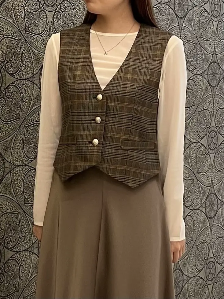 GRACE CONTINENTAL The Banquet 赤坂 梨来 コーディネート画像