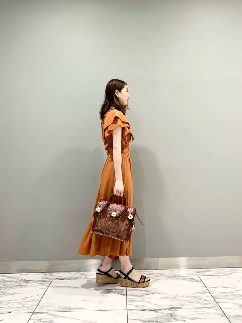 GRACE CONTINENTAL The Banquet eri コーディネート画像