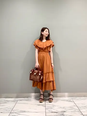 GRACE CONTINENTAL The Banquet eri コーディネート画像