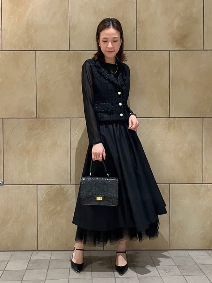 GRACE CONTINENTAL The Banquet 亀田 未希 コーディネート画像