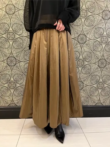 GRACE CONTINENTAL The Banquet 亀田 未希 コーディネート画像