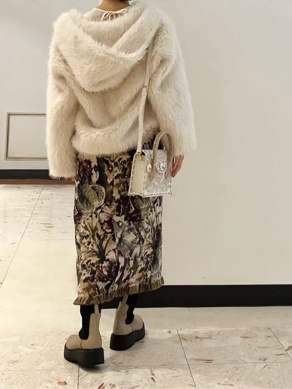 GRACE CONTINENTAL The Banquet yuri コーディネート画像