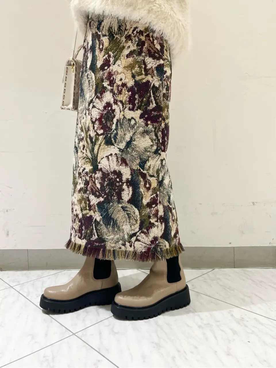 GRACE CONTINENTAL The Banquet yuri コーディネート画像