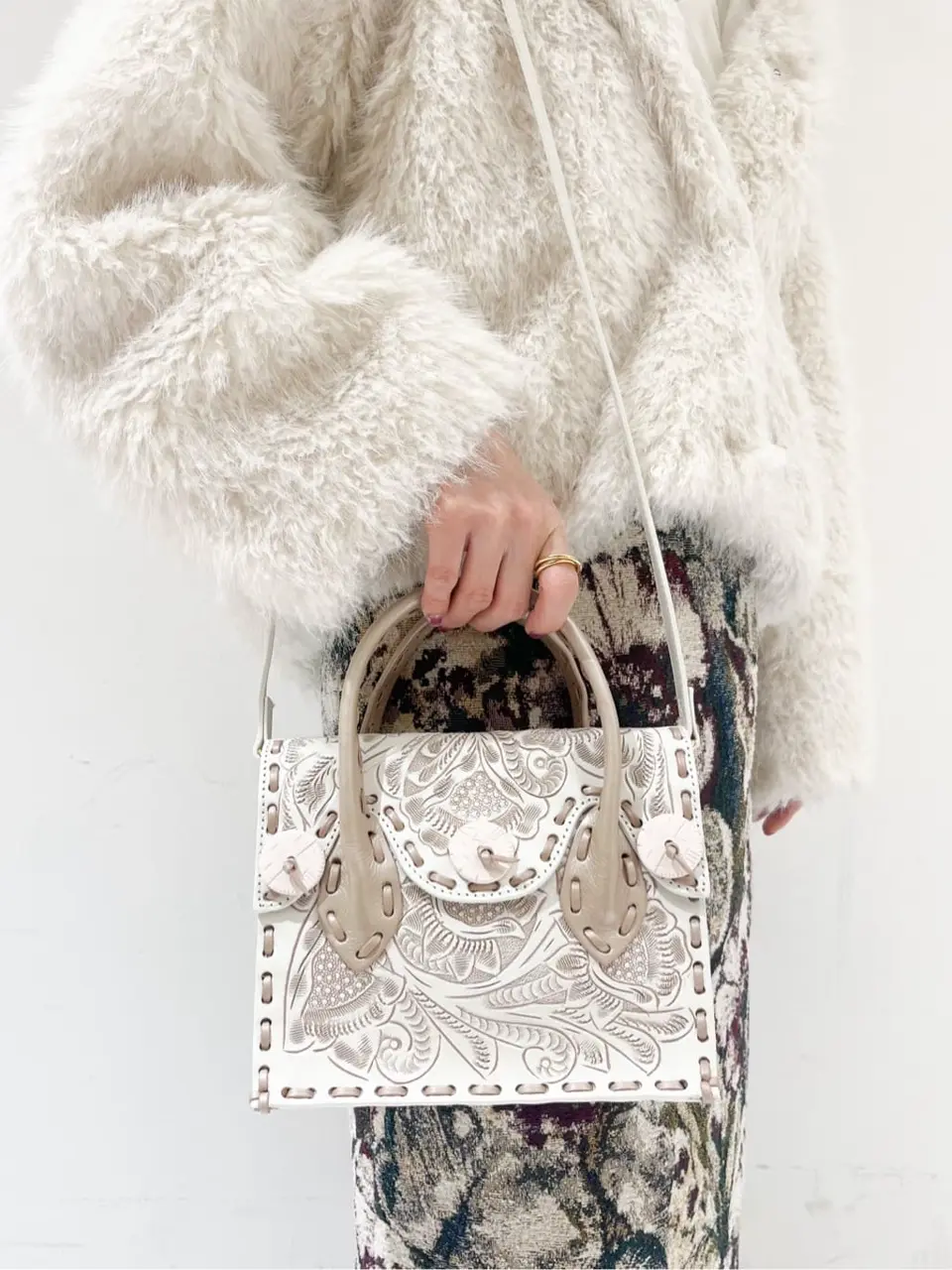 GRACE CONTINENTAL The Banquet yuri コーディネート画像