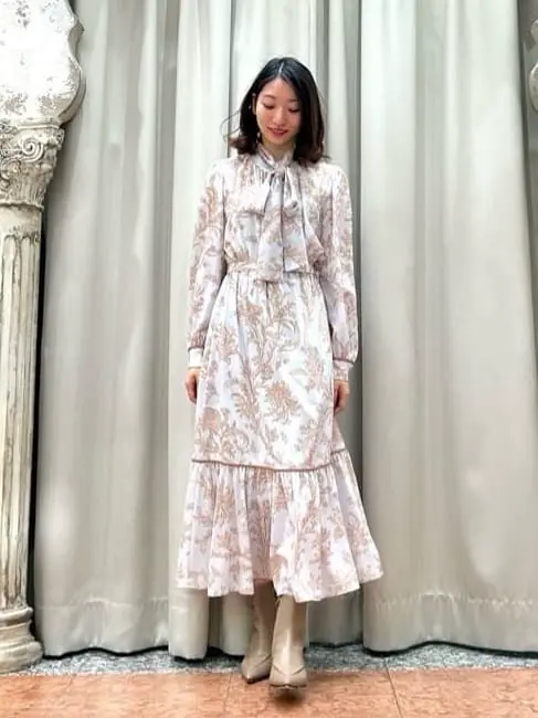 GRACE CONTINENTAL The Banquet eri コーディネート画像