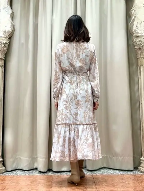 GRACE CONTINENTAL The Banquet eri コーディネート画像