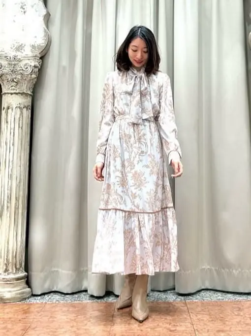 GRACE CONTINENTAL The Banquet eri コーディネート画像