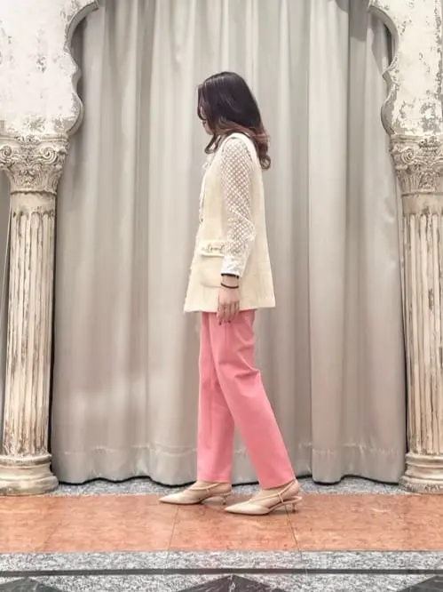 GRACE CONTINENTAL The Banquet 関谷　真琴 コーディネート画像