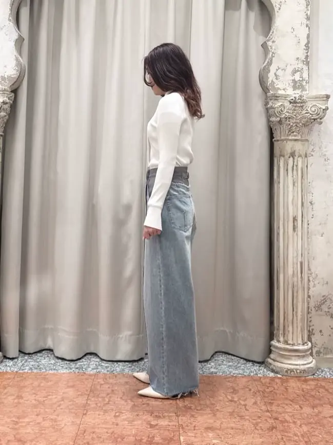 GRACE CONTINENTAL The Banquet 関谷　真琴 コーディネート画像