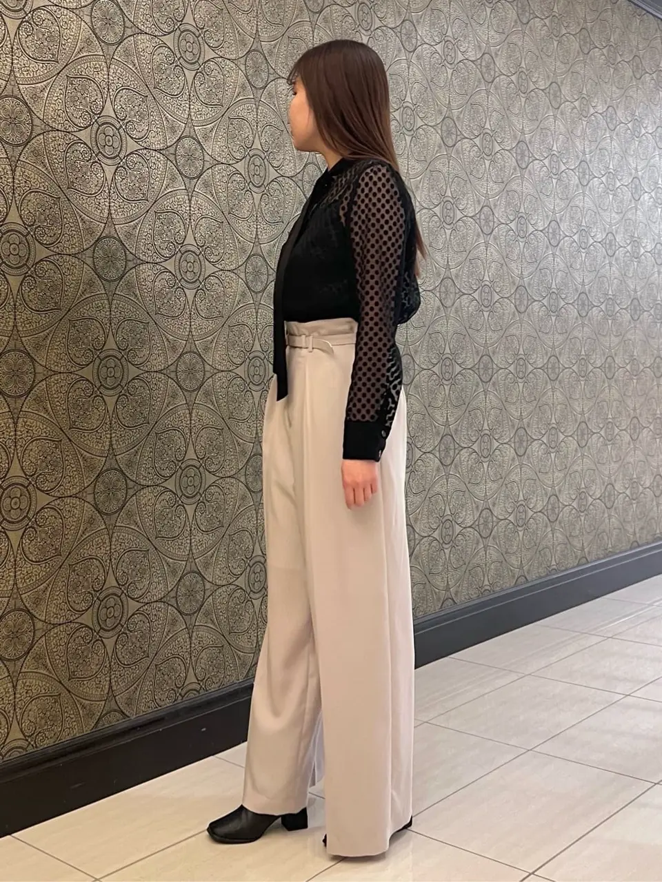 GRACE CONTINENTAL The Banquet 赤坂 梨来 コーディネート画像