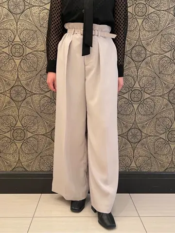 GRACE CONTINENTAL The Banquet 赤坂 梨来 コーディネート画像