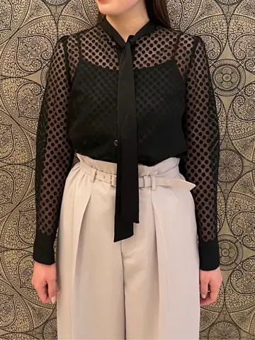 GRACE CONTINENTAL The Banquet 赤坂 梨来 コーディネート画像