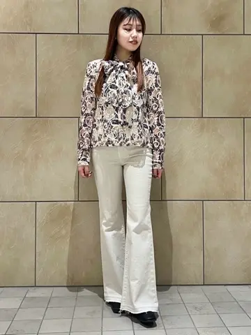 GRACE CONTINENTAL The Banquet 赤坂 梨来 コーディネート画像