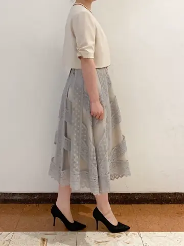 GRACE CONTINENTAL The Banquet mikiho コーディネート画像