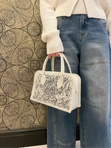 GRACE CONTINENTAL The Banquet 赤坂 梨来 コーディネート画像