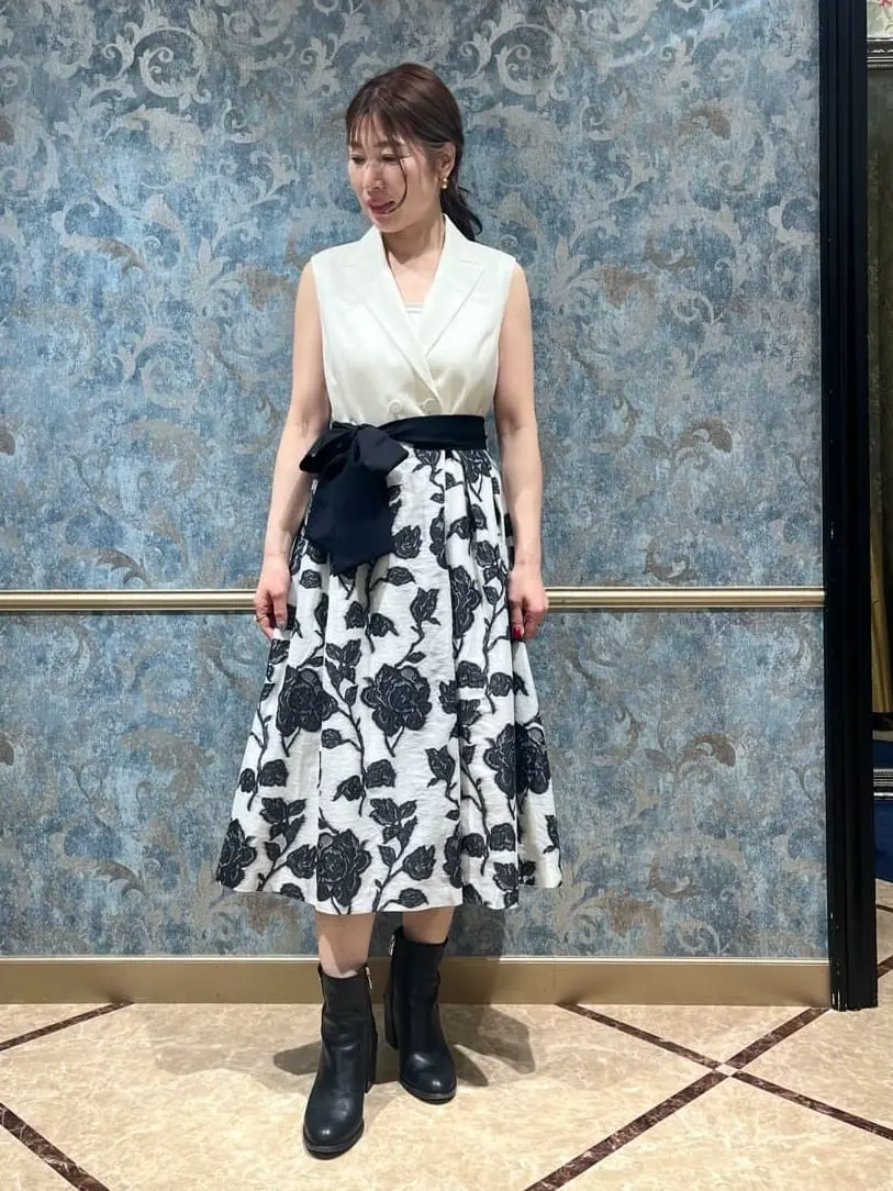 GRACE CONTINENTAL The Banquet 泉　智子 コーディネート画像