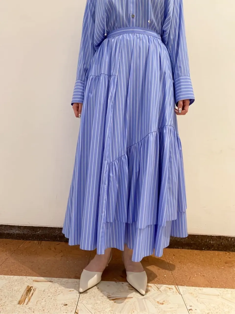 GRACE CONTINENTAL The Banquet mikiho コーディネート画像