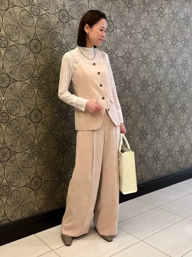 GRACE CONTINENTAL The Banquet 亀田 未希 コーディネート画像