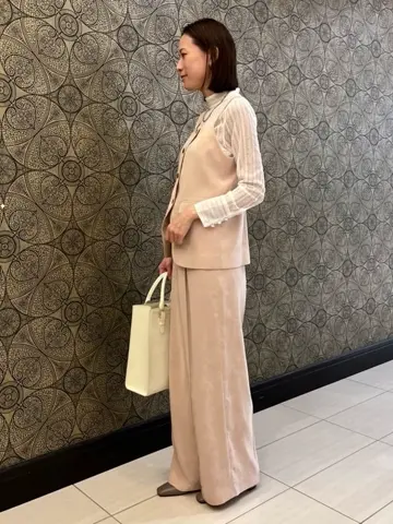 GRACE CONTINENTAL The Banquet 亀田 未希 コーディネート画像