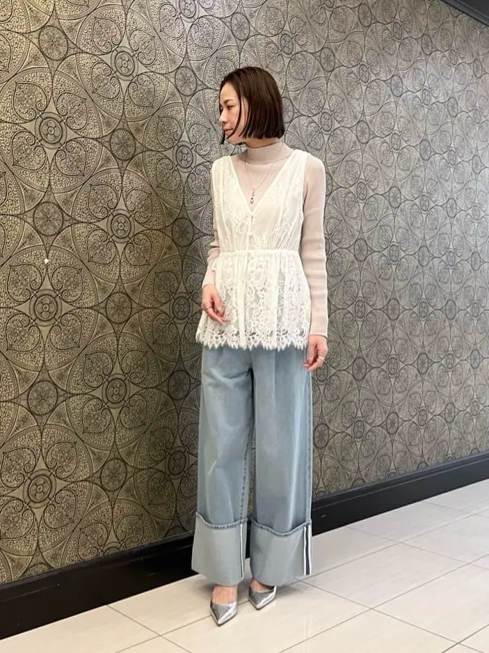 GRACE CONTINENTAL The Banquet 亀田 未希 コーディネート画像