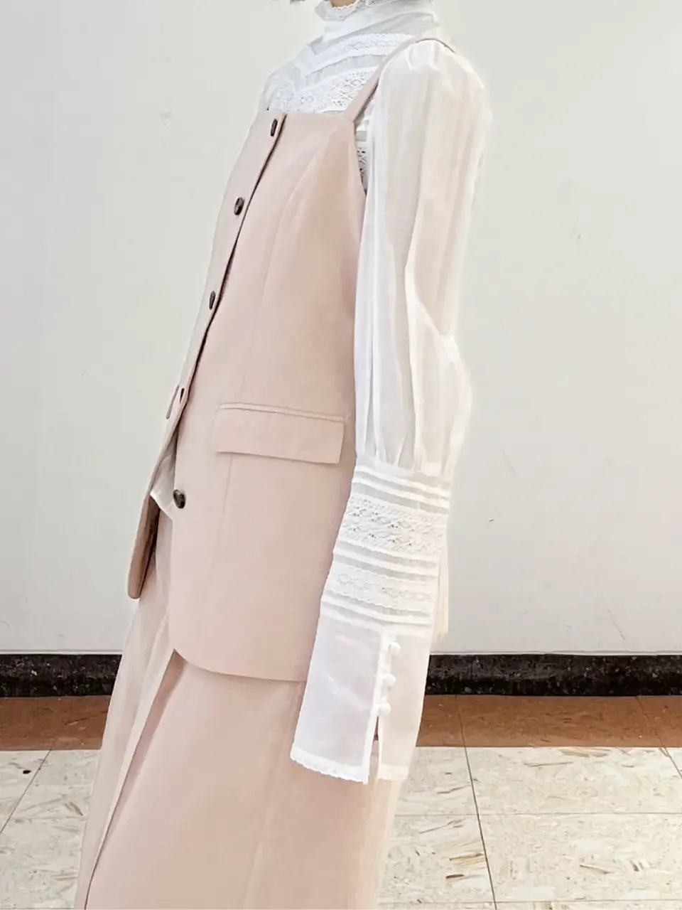 GRACE CONTINENTAL The Banquet yuri コーディネート画像