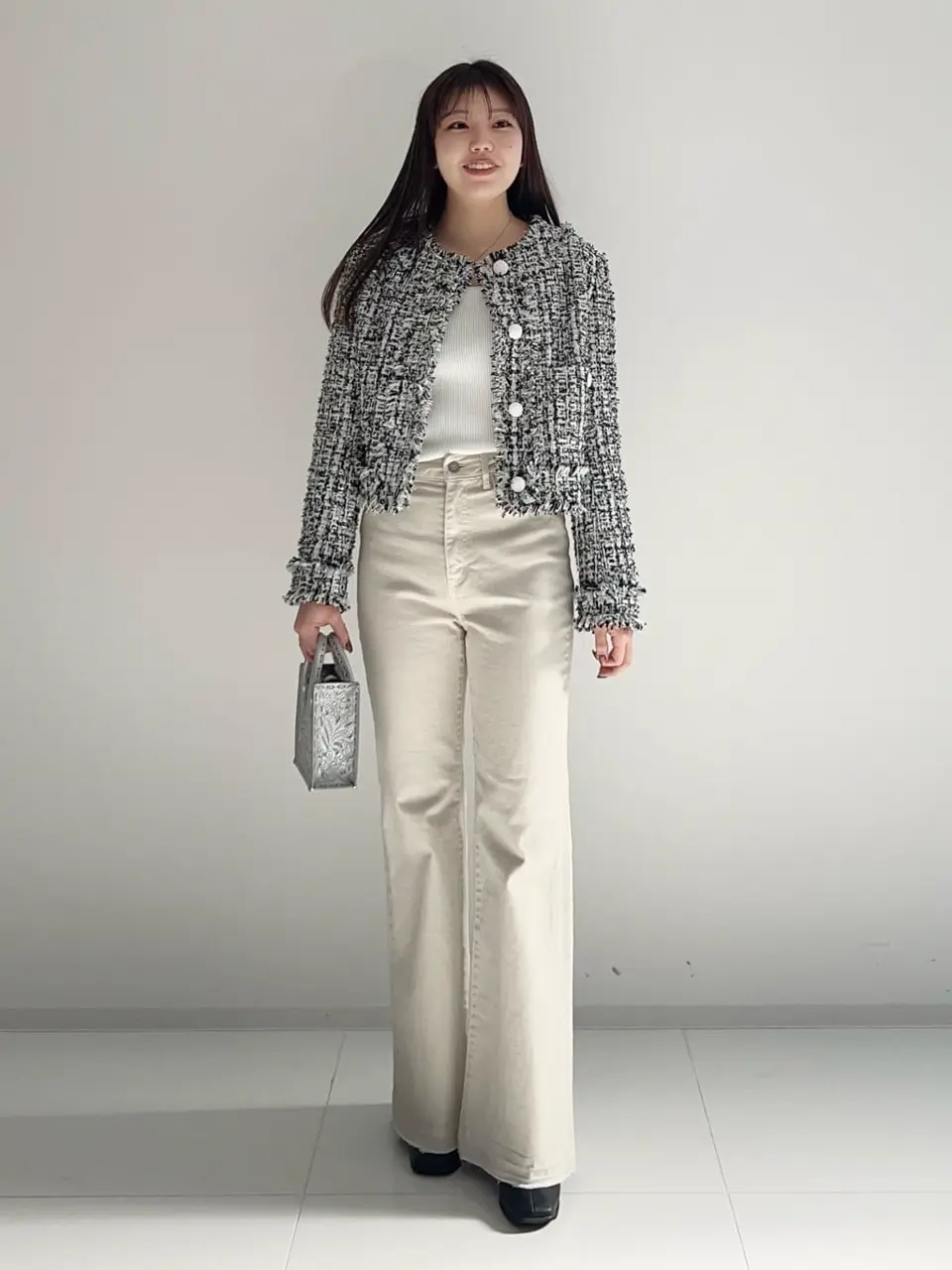 GRACE CONTINENTAL The Banquet 赤坂 梨来 コーディネート画像