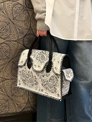 GRACE CONTINENTAL The Banquet 赤坂 梨来 コーディネート画像