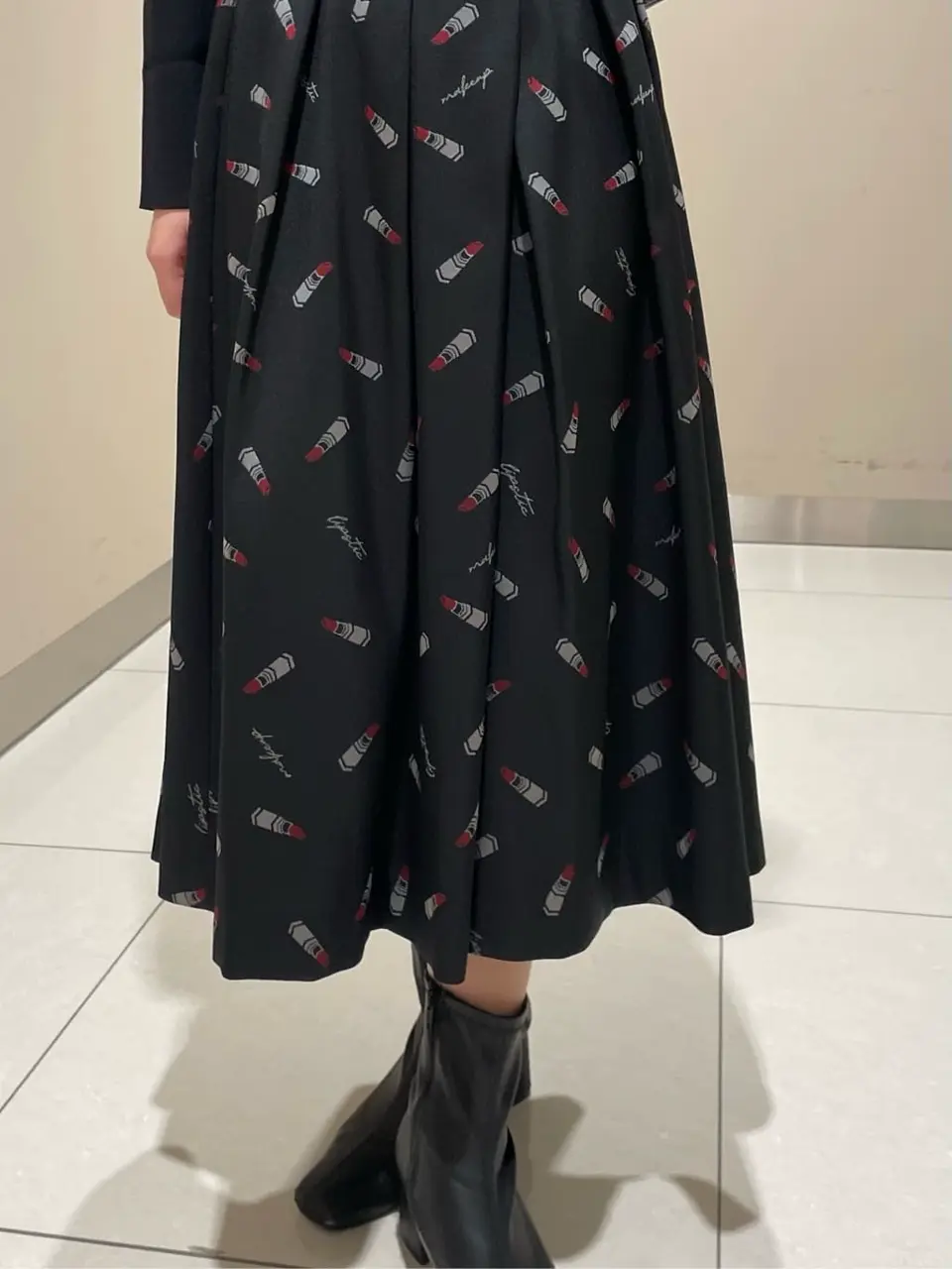 GRACE CONTINENTAL The Banquet Ezawa.M コーディネート画像