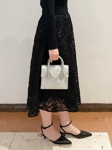 GRACE CONTINENTAL The Banquet mikiho コーディネート画像