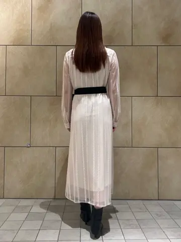 GRACE CONTINENTAL The Banquet 赤坂 梨来 コーディネート画像