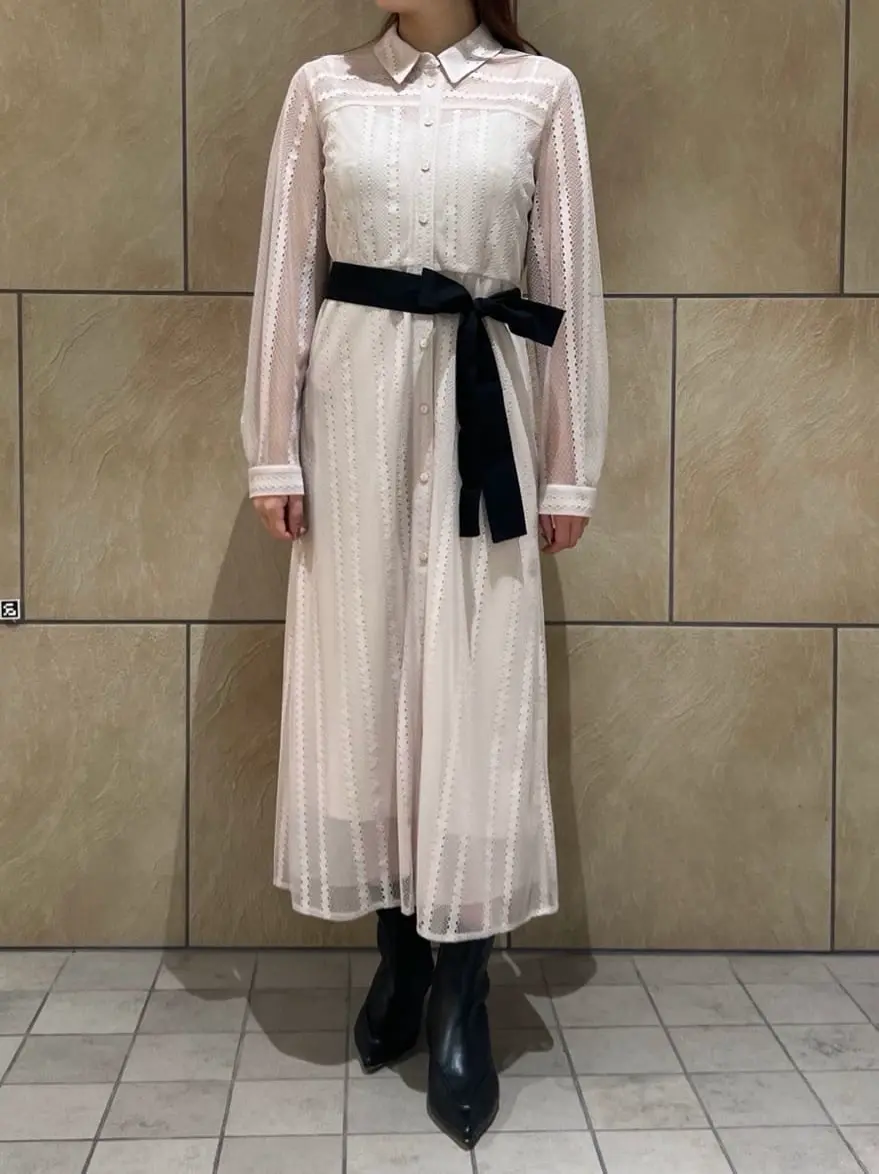 GRACE CONTINENTAL The Banquet 赤坂 梨来 コーディネート画像