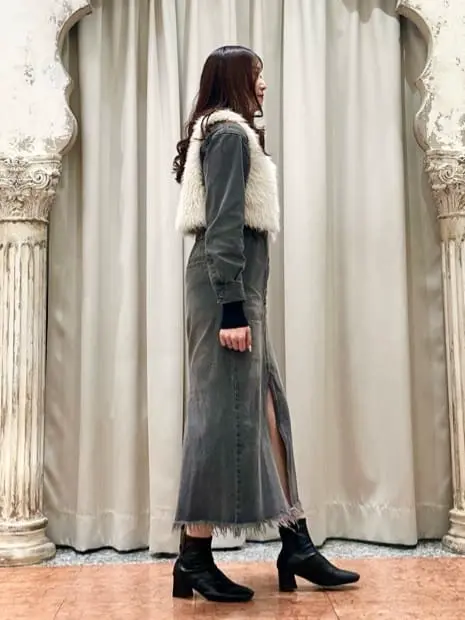 GRACE CONTINENTAL The Banquet 遠藤　みずき コーディネート画像