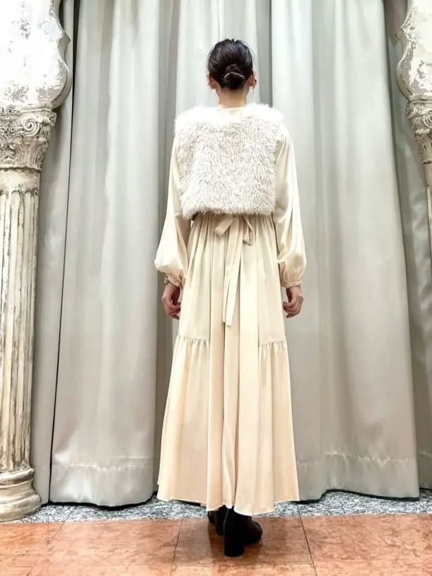 GRACE CONTINENTAL The Banquet eri コーディネート画像