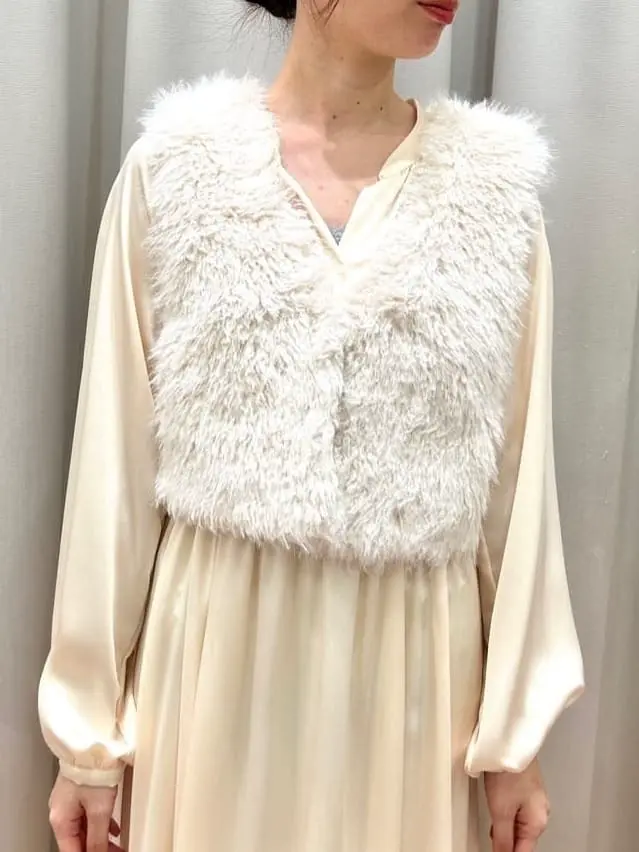 GRACE CONTINENTAL The Banquet eri コーディネート画像