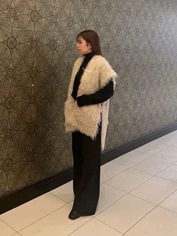 GRACE CONTINENTAL The Banquet 赤坂 梨来 コーディネート画像