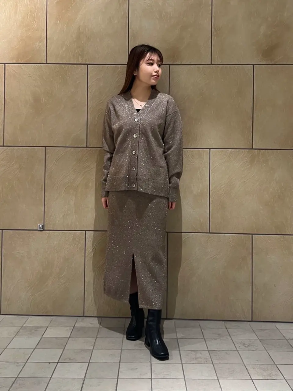 GRACE CONTINENTAL The Banquet 赤坂 梨来 コーディネート画像