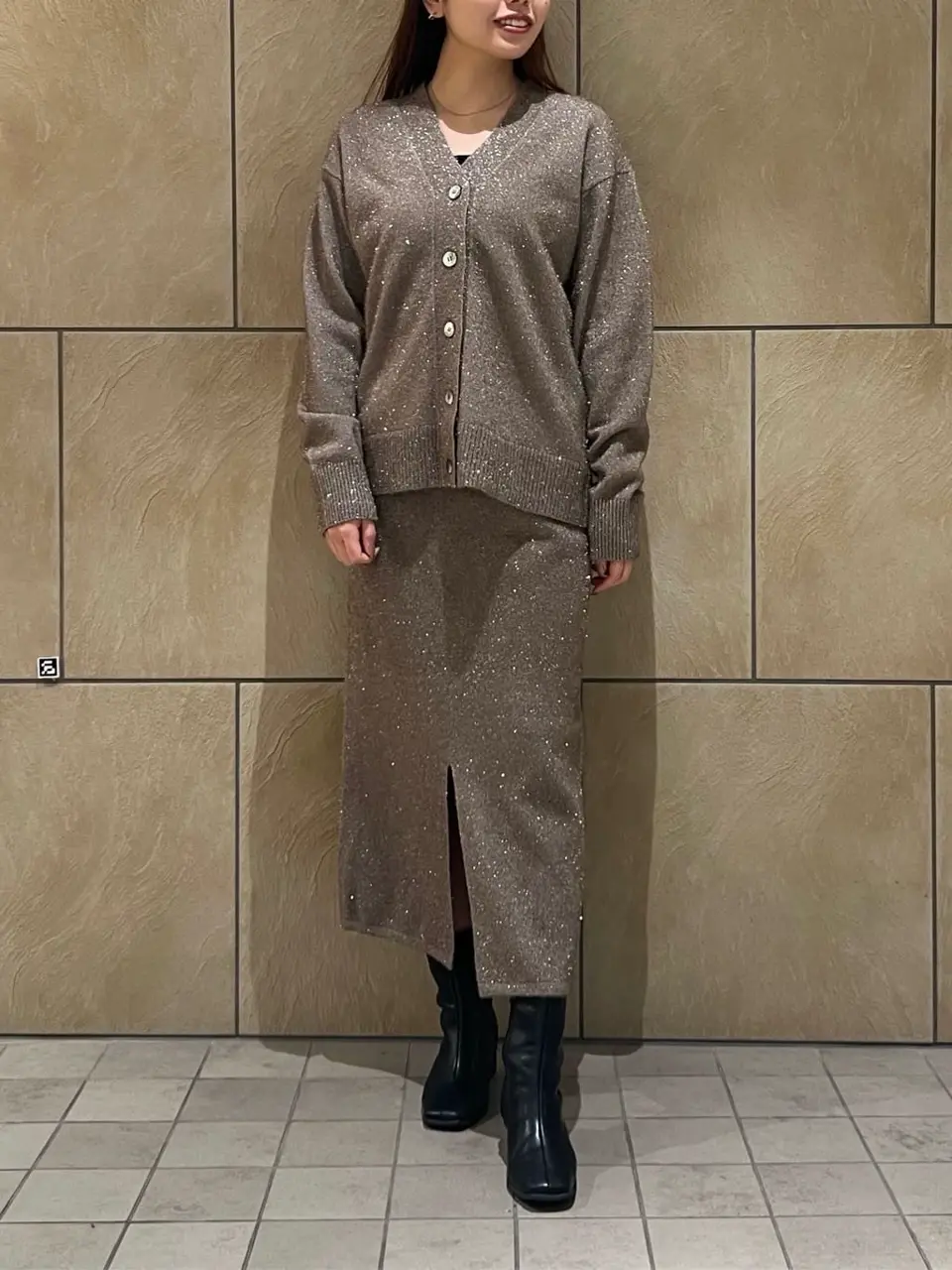 GRACE CONTINENTAL The Banquet 赤坂 梨来 コーディネート画像