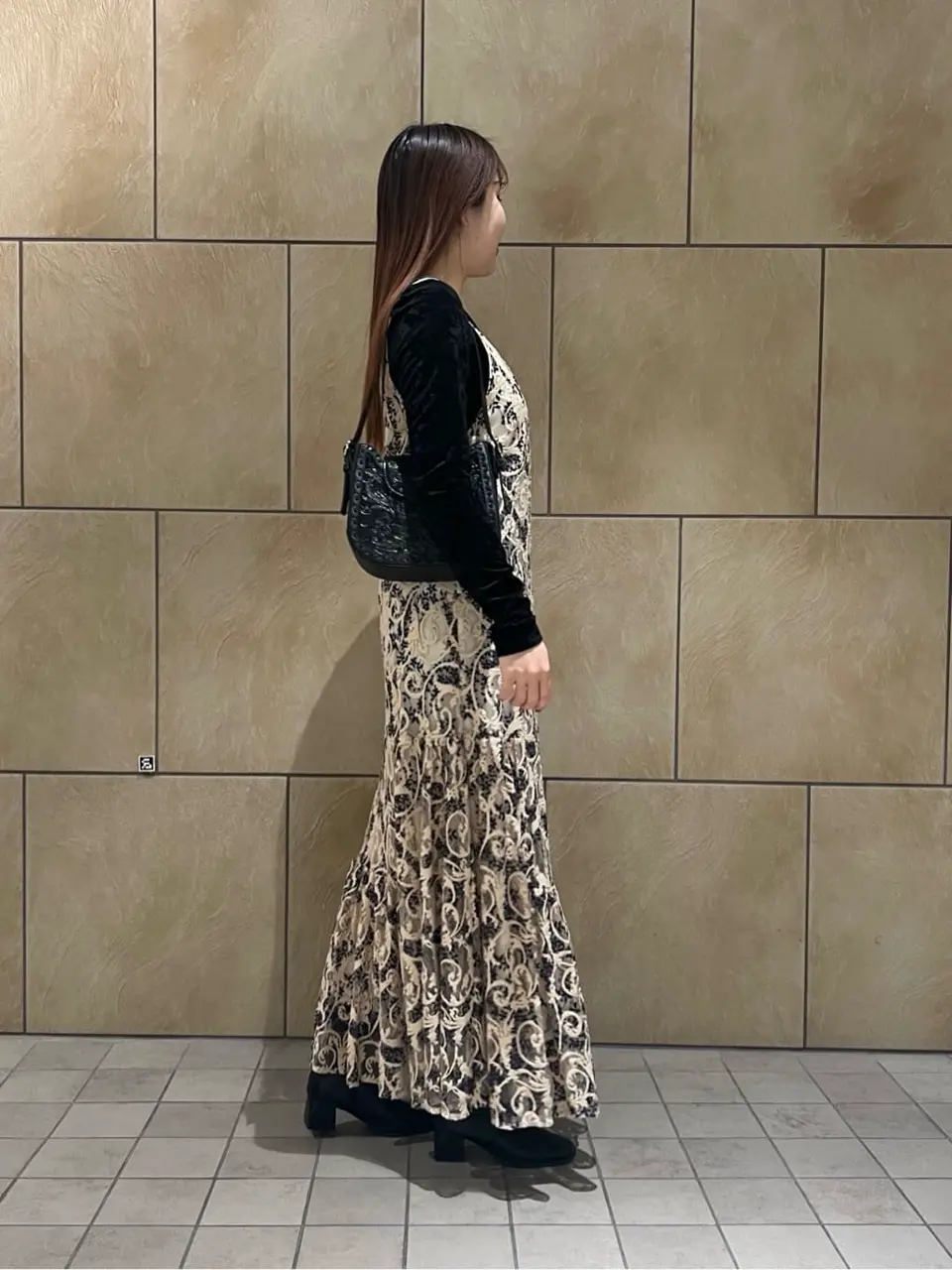 GRACE CONTINENTAL The Banquet 赤坂 梨来 コーディネート画像