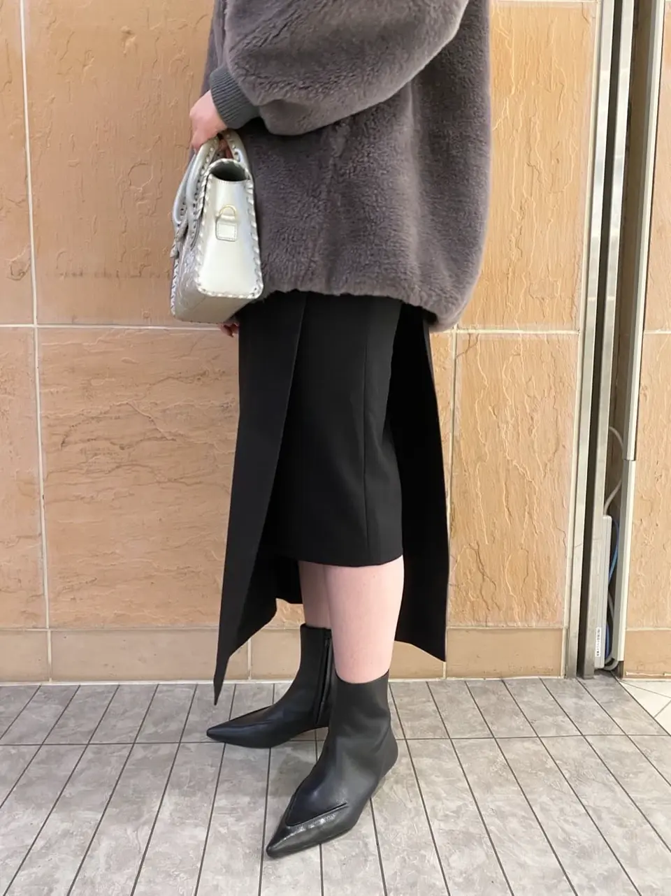 GRACE CONTINENTAL The Banquet mikiho コーディネート画像