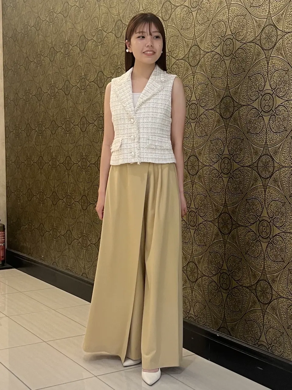 GRACE CONTINENTAL The Banquet 赤坂 梨来 コーディネート画像