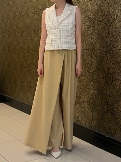 GRACE CONTINENTAL The Banquet 赤坂 梨来 コーディネート画像