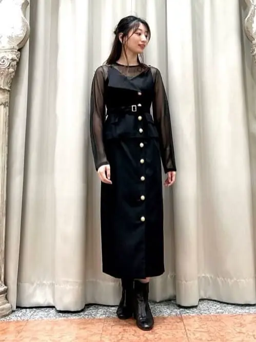 GRACE CONTINENTAL The Banquet eri コーディネート画像