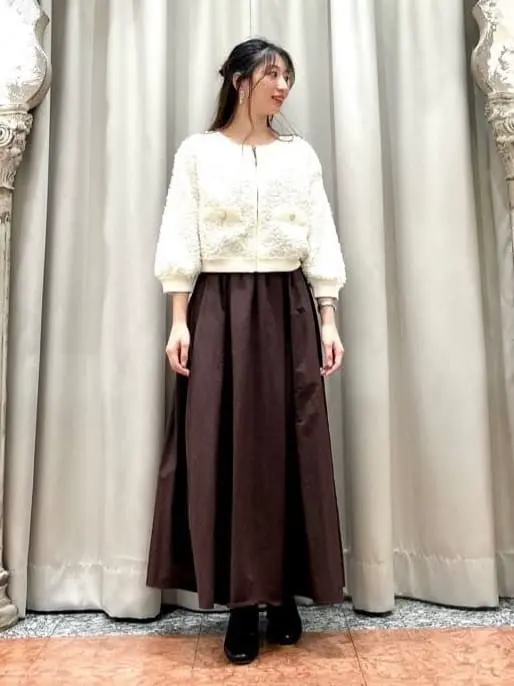 GRACE CONTINENTAL The Banquet eri コーディネート画像