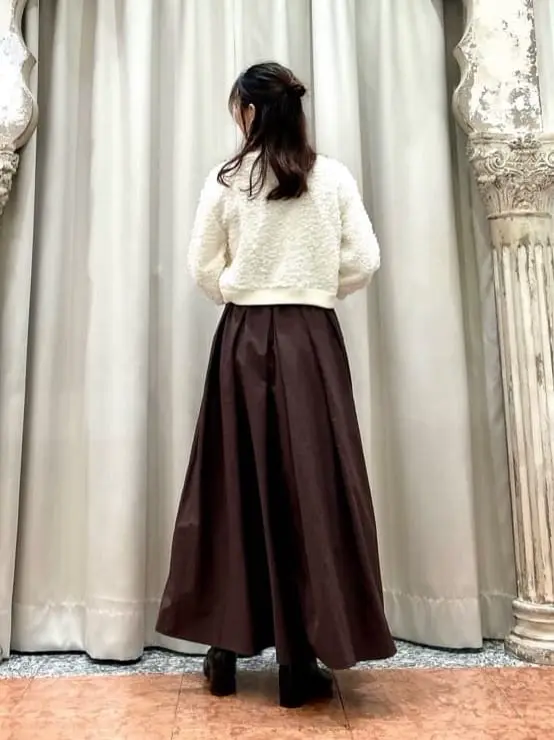 GRACE CONTINENTAL The Banquet eri コーディネート画像