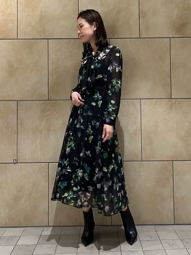 GRACE CONTINENTAL The Banquet 亀田 未希 コーディネート画像