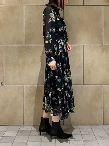 GRACE CONTINENTAL The Banquet 亀田 未希 コーディネート画像